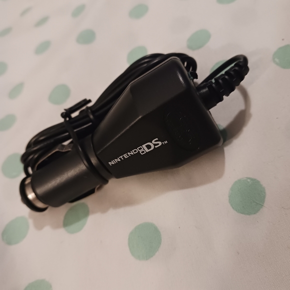 Nintendo DS Car Adapter Charger - Picture 1 of 6